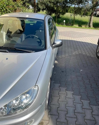 Peugeot 206 cena 7300 przebieg: 129000, rok produkcji 2007 z Limanowa małe 172